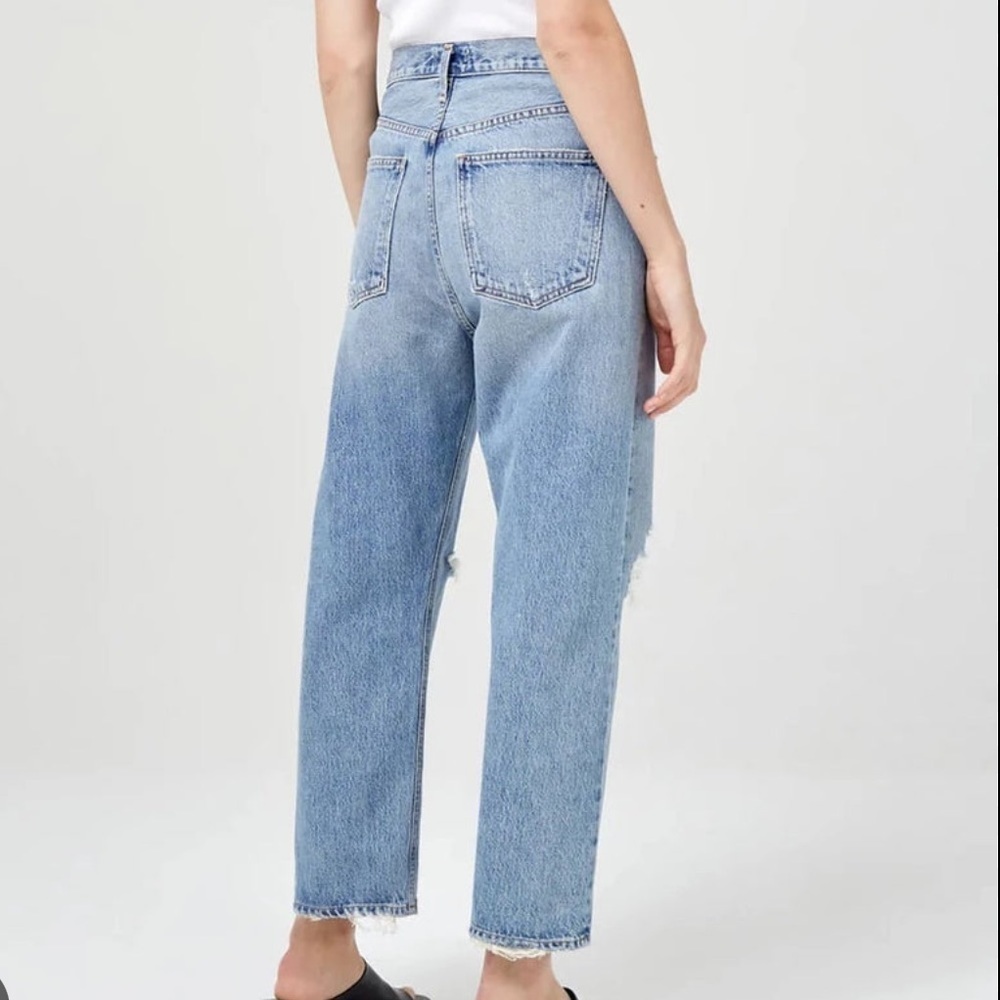 Re/Done- Low Slung Crop Rigid Medium Wash Denim Jeans